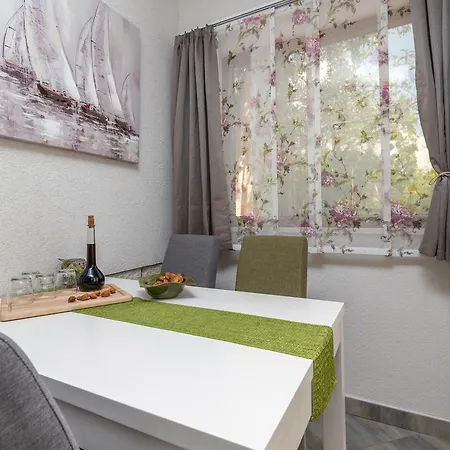 Apartman Beleca Apartamento
